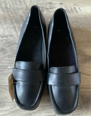 Women’s Black Faux Leather Loafers Size 9W - Brand New