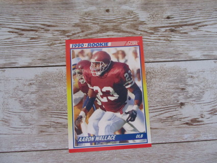 Score Football trading card Aaron Wallace 1990 Rookie OLB # 620 