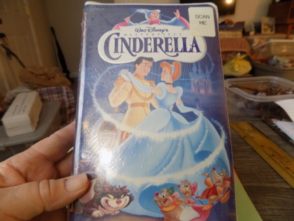 New Mint Sealed Vintage Walt Disney's Cinderella VHS tape Never opened