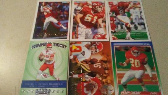 SUPER BOWL BOUND KANSAS CITY CHIEFS FOOTBALL 6 CARD LOT# 4 INCLUDING PATRICK MAHOMES PLUS MORE