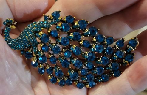 Blue Peacock Brooch-Scarf Pin