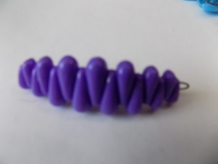 Purple plastic barrette 2 1/2 inch long connected tear drops shape