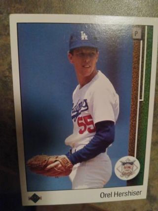 1989 UPPER DECK- 1988 N.L. CY YOUNG WINNER OREL HERSHISER LOS ANGELES DODGERS BASEBALL CARD#661