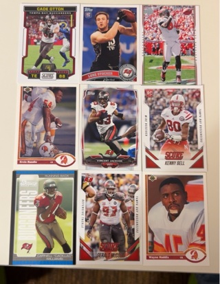 9 Tampa Bay Buccaneers football cards 