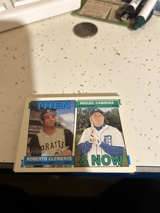 2016 heritage then & now roberto clemente / miguel cabrera