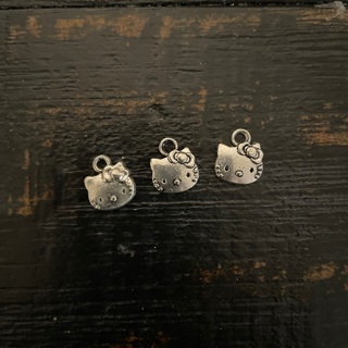 3 Hello Kitty Charms