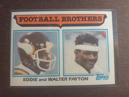 VINTAGE ~ 1982 Topps Eddie & Walter Payton