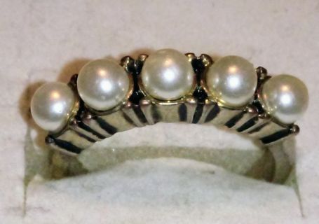 Silvertone Simulated Pearl Ring 7 3/4