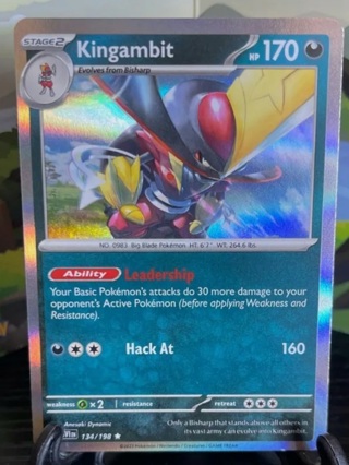 Pokemon Kingambit Scarlet and Violet 134/198 Rare Holo NM