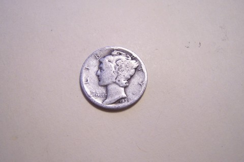 Silver 1939 Winged Liberty Head Mercury Dime