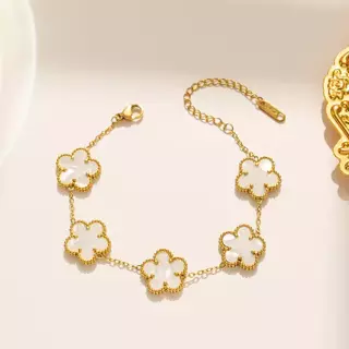 Luxury Shell Five Leaf Flower Pendant Bracelet for Women Trendy Stainless Steel Jewelry Daily Wear