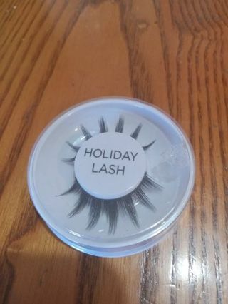 Set of fake eyelashes