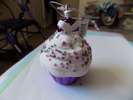 NWT purple cupcake ornament 3 inch