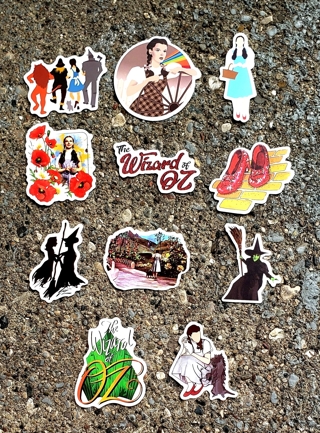 WIZARD OF OZ STICKERS LARGE WATERPROOF GLOSSY STICKERS STYLE 1 FOR LAPTOP SCRAPBOOK WATER BOTTLE 