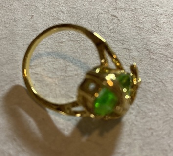 Beautiful Dragonfly Ring on Green Faux Peridot Crystal Golden 