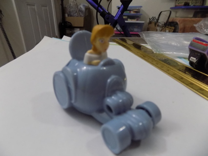 McDonalds happy meal toy 2018 Cinderella in rolling coach