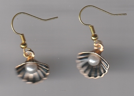 GP ENAMEL GOLD PEARL SHELL EARRINGS (PLEASE READ DESCRIPTION