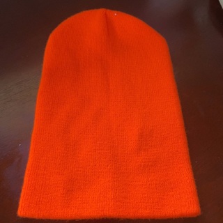 BN Knitted Slouchy/Beanie Hat.
