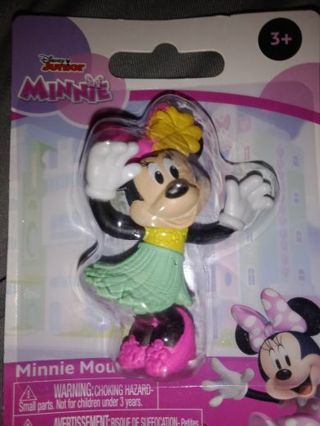 Minnie mouse figure toy