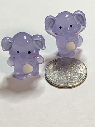 ELEPHANTS~#13~SET OF 2 ELEPHANTS~GLOW IN THE DARK~FREE SHIPPING!