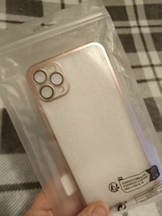 BRAND NEW Rose Gold/clear iPhone 11 Pro Max case