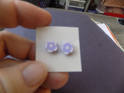 Purple and white flower shaped post earrings