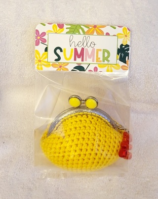 CROCHET 3 1/2 X 3 1/2 COIN PURSE WITH A SMALL FLAT YELLOW CLASP