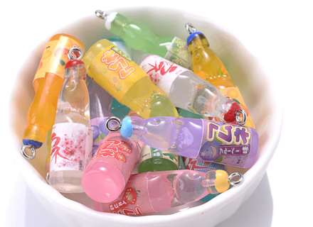 10Pcs Plastic Pop Cola Soda Drinks Beverages Charms Juice Alcohol Lemonade Bottle Resin 