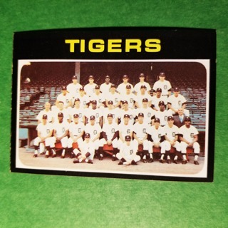 1971 Topps Vintage Baseball Card # 336 - DETRIOT TEAM - TIGERS - NRMT/MT