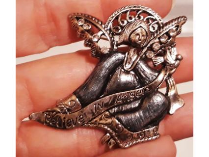 Angel Brooch/Pin (metal)