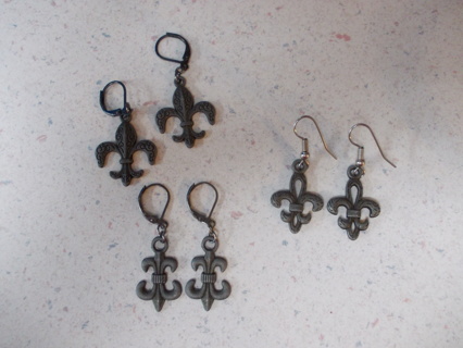 Jewelry LOT#5 Earrings Fleur De Lis with BONUS Jewelry Box--see 2nd Photo