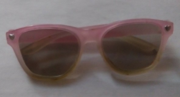 Doll shades. 3 inches in size. Like new.