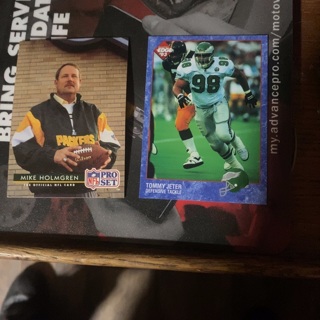 2 Football Trading Cards 