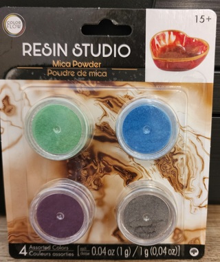 NEW - Resin Studio - 4 Assorted Colors of Mica Powder