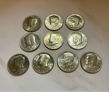 1/2 Roll 50c AU Beautiful Half Dollar Collector Coins!!