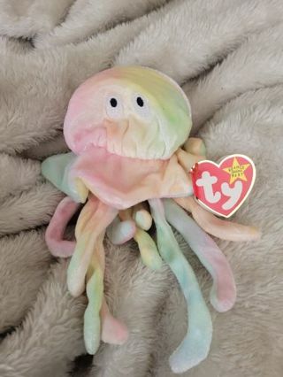 GOOCHY BEANIE BABY IN VERY GOOD CONDITION