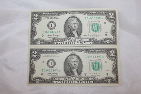 2 - UNCIRCULATED $2 BILLS IN SEQUENCE