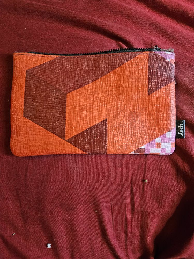 Free: Red designed pouch