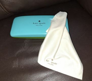 KATE SPADE Eyeglass Case, and cleaning cloth, REDUCED