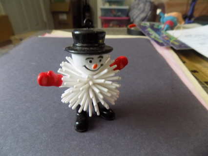 2 1/2 inch spikey snowman ornament in top hat & red mittens,boots