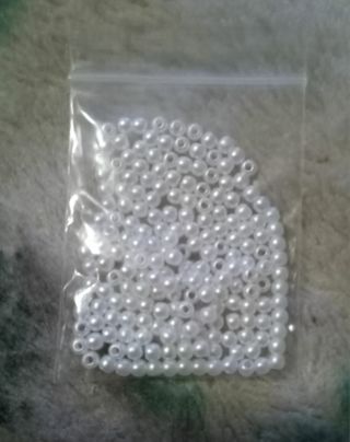 Light weight pearl beads lot new