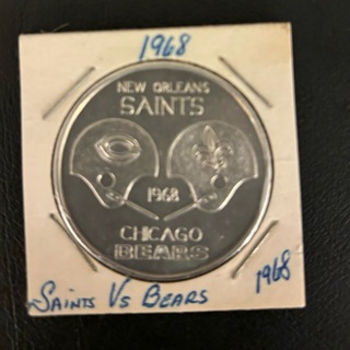 Vintage Uncirculated 1968 New Orleans Saints VS Chicago Bears NFL Token Coin