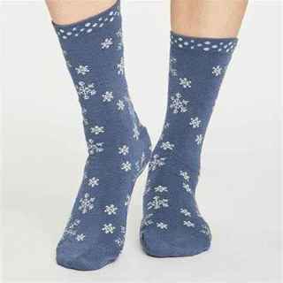 new with tag shine snowflake socks- womens 9-11