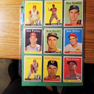 9 - LOT -1958 TOPPS LOW TO MID GRADE - BASEBALL CARDS