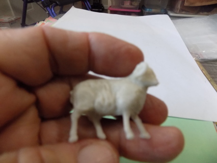 1 1/2 inch hard plastic ram sheep