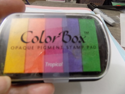Color Box multi color stamp pad
