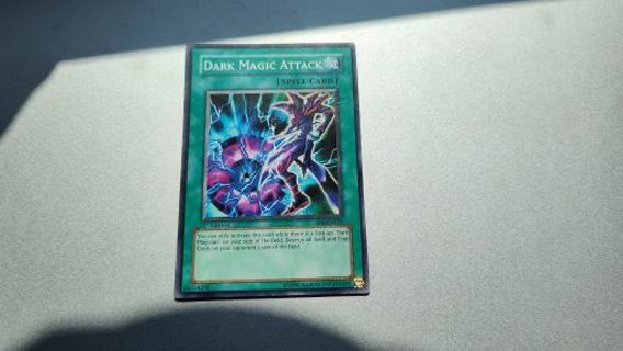 Yu-Gi-Oh Card 1st Edition non holo Dark Magic Attack