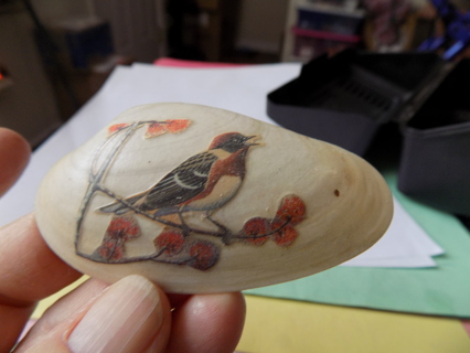 Seashell with hand painted brown bird on it in a berry bush 3 inch wide