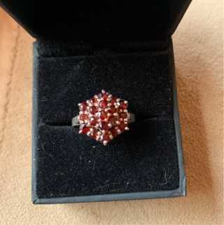 Vintage Sterling Silver Genuine Garnet Ring 