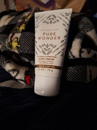 BBW pure wonder body cream